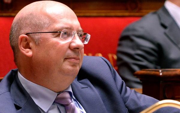 La loi Brottes sur l&rsquo;énergie plie, mais passe, et la concertation sur le Droit de l&rsquo;environnement  démarre