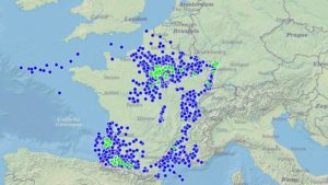 En bleu les zones de recherches dhydrocarbures et en vert les zones dexploitations dhydrocarbures Data.gouv.fr