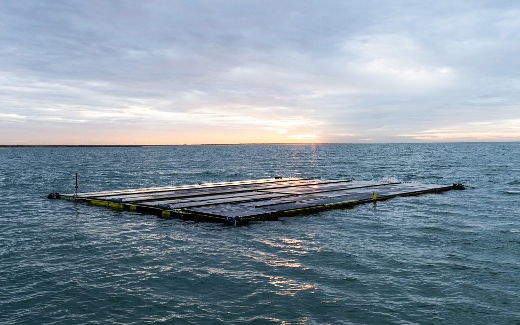 Le premier pilote solaire offshore flottant au monde a résisté à Ciara au large des Pays-Bas.