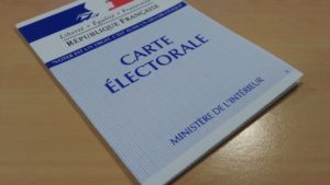 870x489_departementales-panneau-electoral