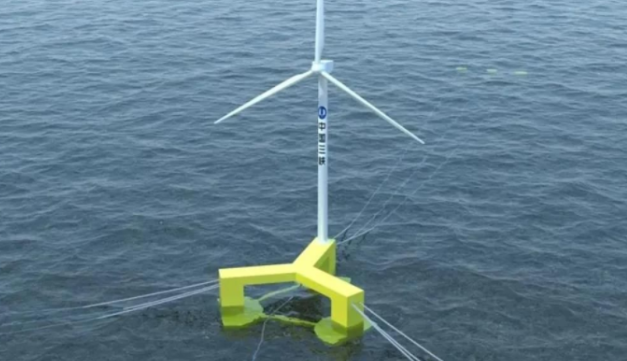 La première éolienne offshore flottante de Chine sort de la chaîne de production