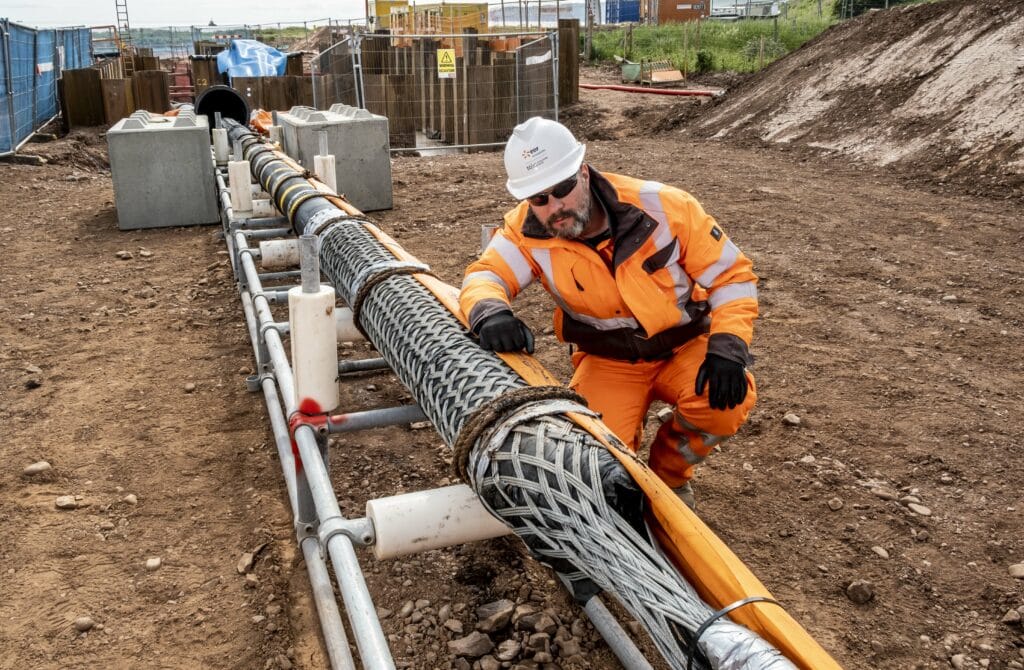 1er câble installé à Neart na Gaoithe détenu par EDF Renewables et ESB