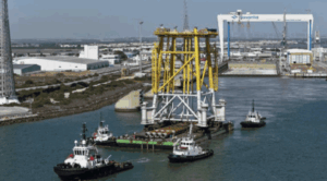 Dieppe Le Tréport : La partie supérieure de la sous-station offshore est arrivée au Havre