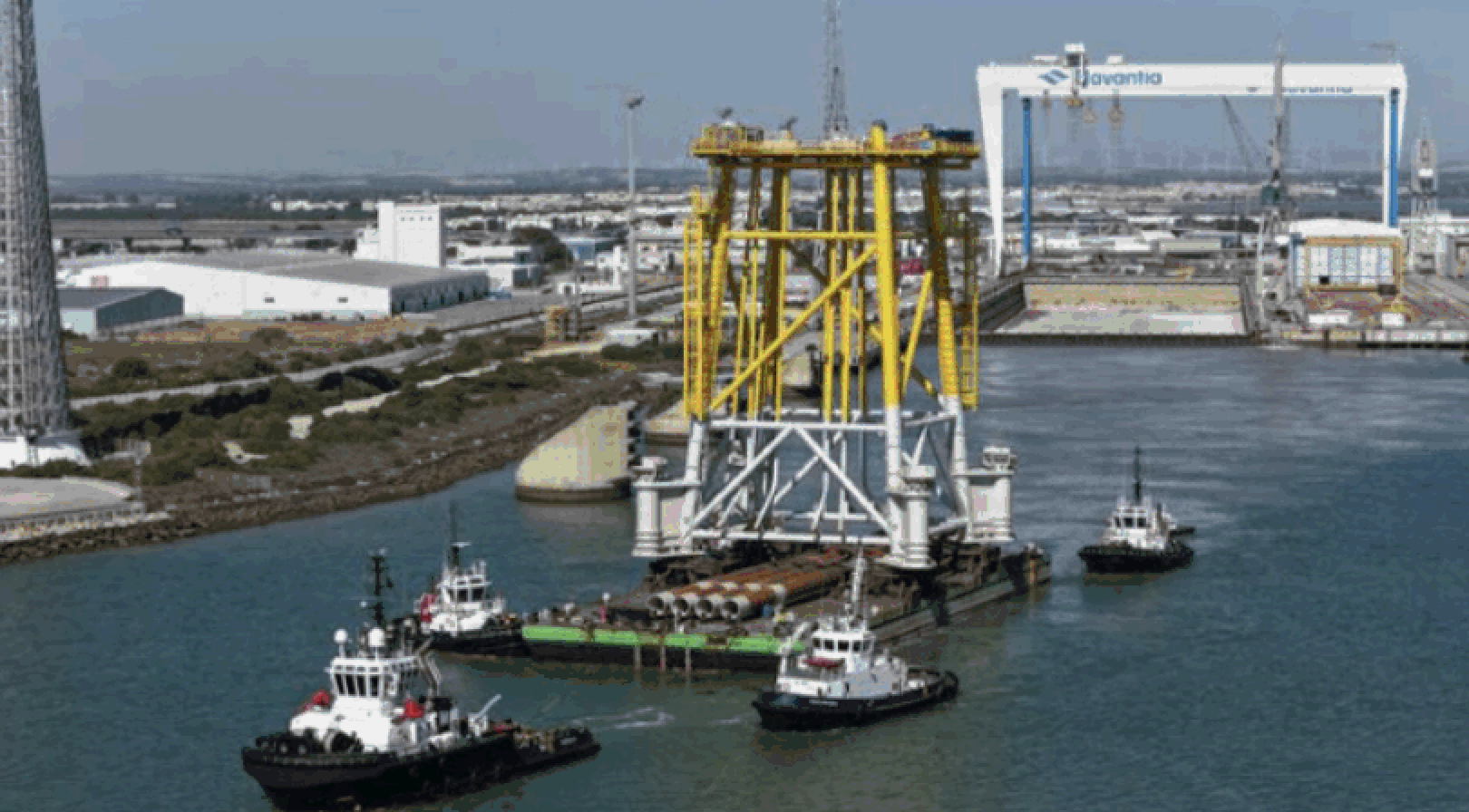 Dieppe Le Tréport : La partie supérieure de la sous-station offshore est arrivée au Havre
